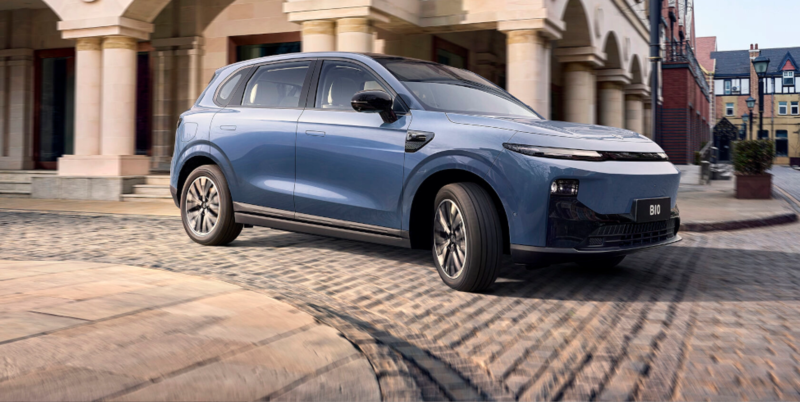 Amplitude listing stock