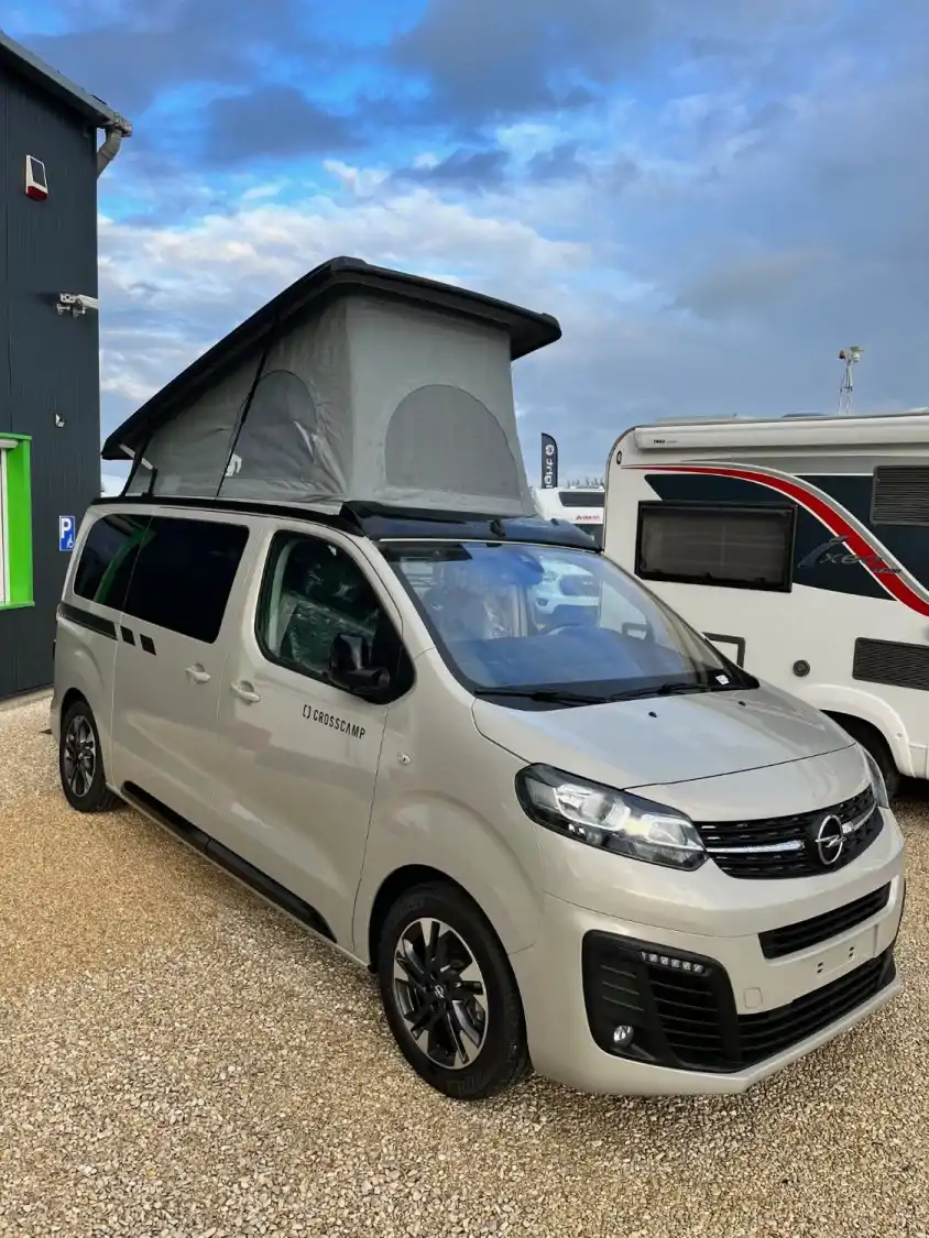 Image Crosscamp flex Van